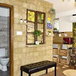 T.h.ny Village Tihany