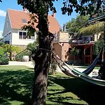 T.h.ny Village