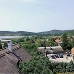 Penzion T.h.ny Village