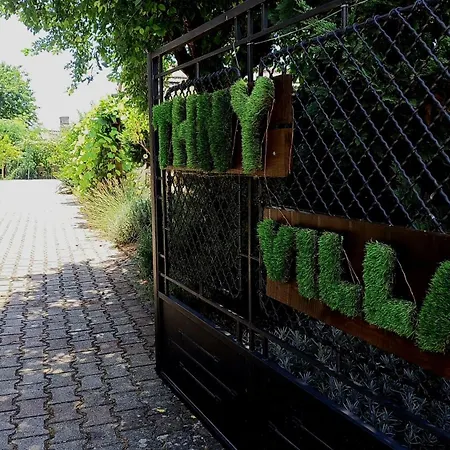 Pensión T.h.ny Village Tihany